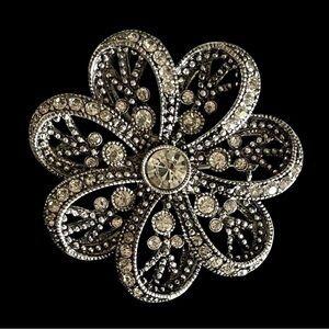 Vintage Retired Signed Premier Designs Flower Brooch Crystal and Silver Plated